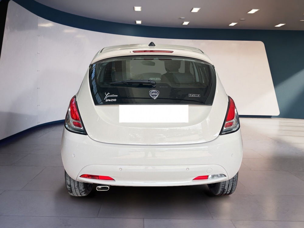 Lancia Ypsilon usata a Torino (6)