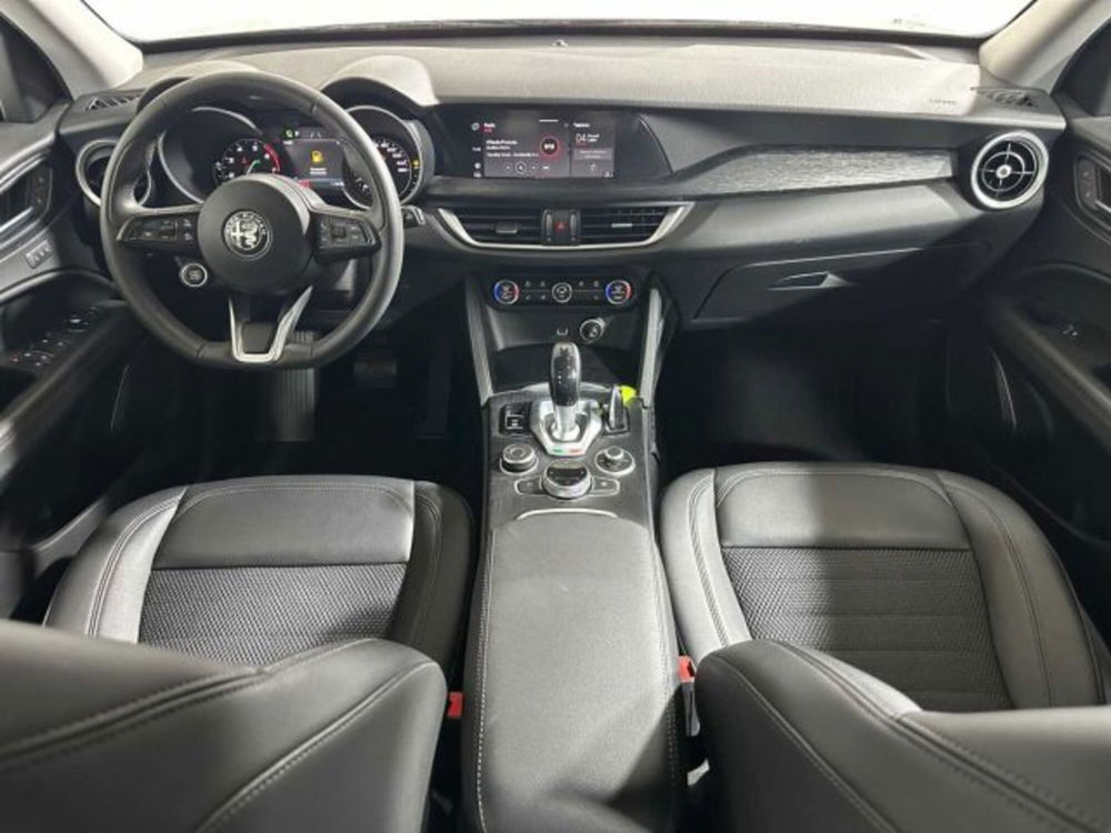 Alfa Romeo Stelvio usata a Sondrio (12)