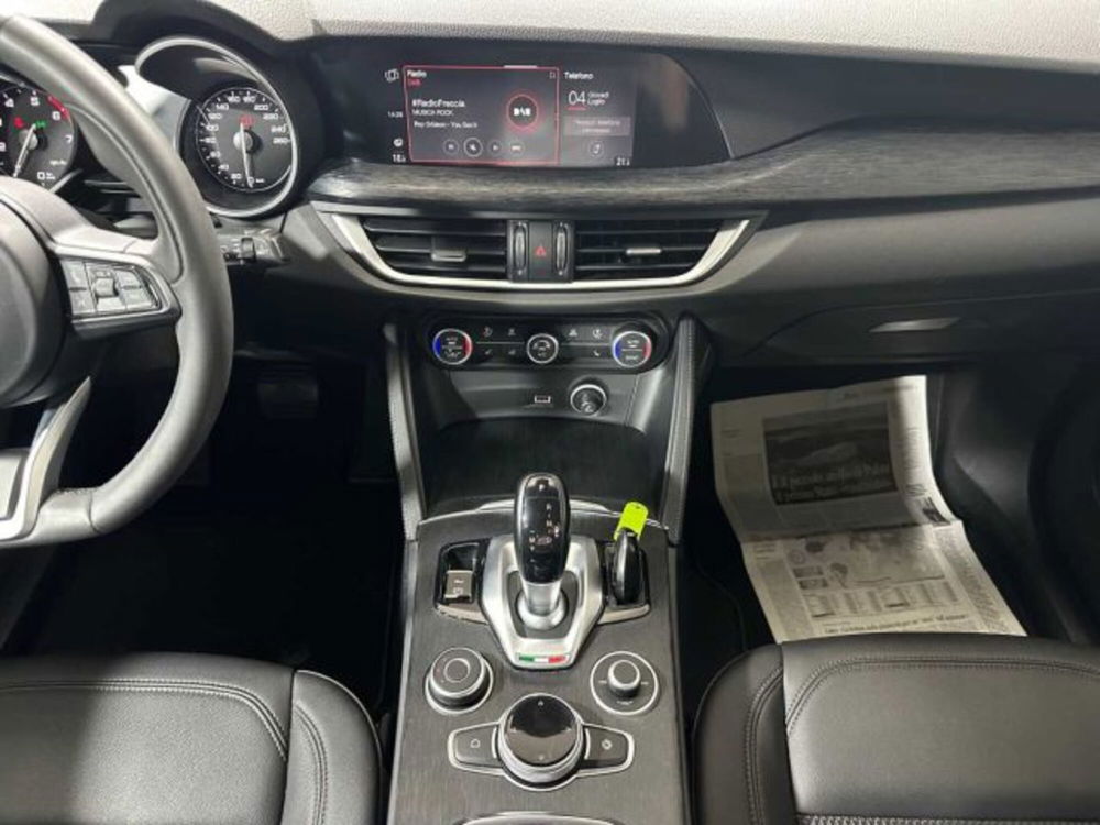 Alfa Romeo Stelvio usata a Sondrio (13)