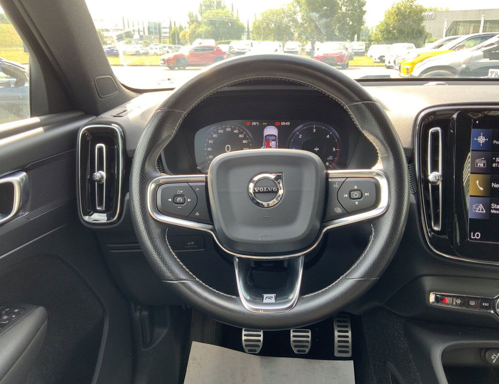 Volvo XC40 usata a Perugia (12)