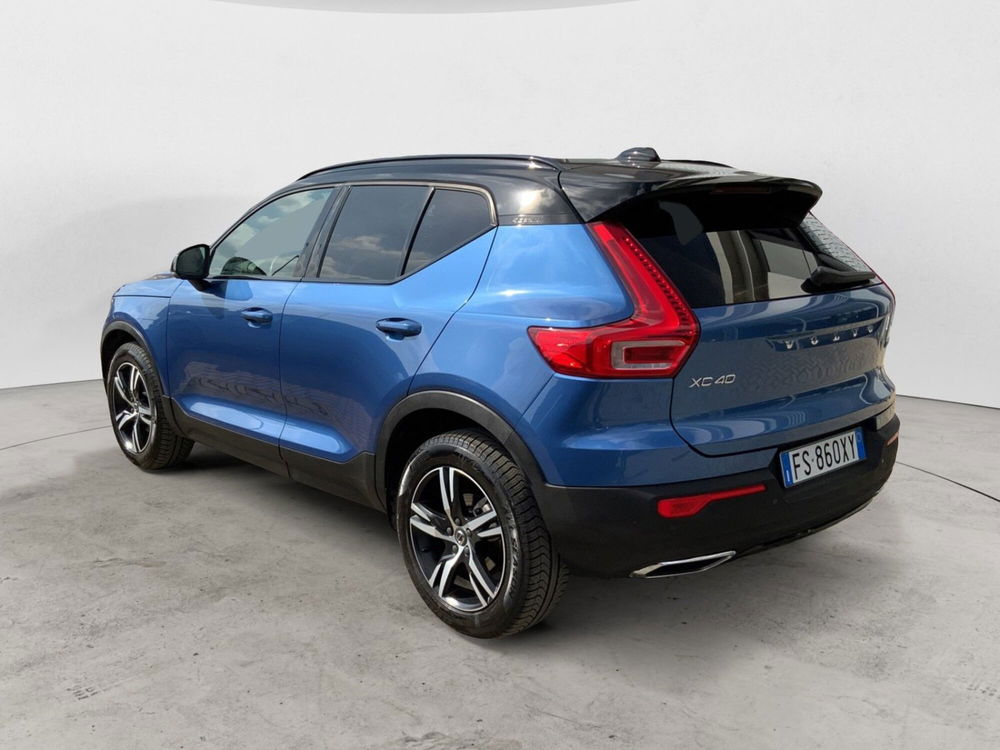 Volvo XC40 usata a Perugia (6)