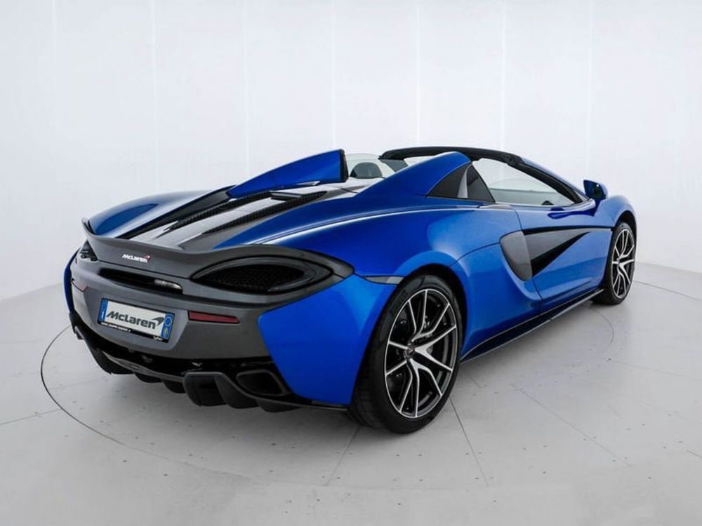 McLaren 570S Cabrio usata a Milano (9)