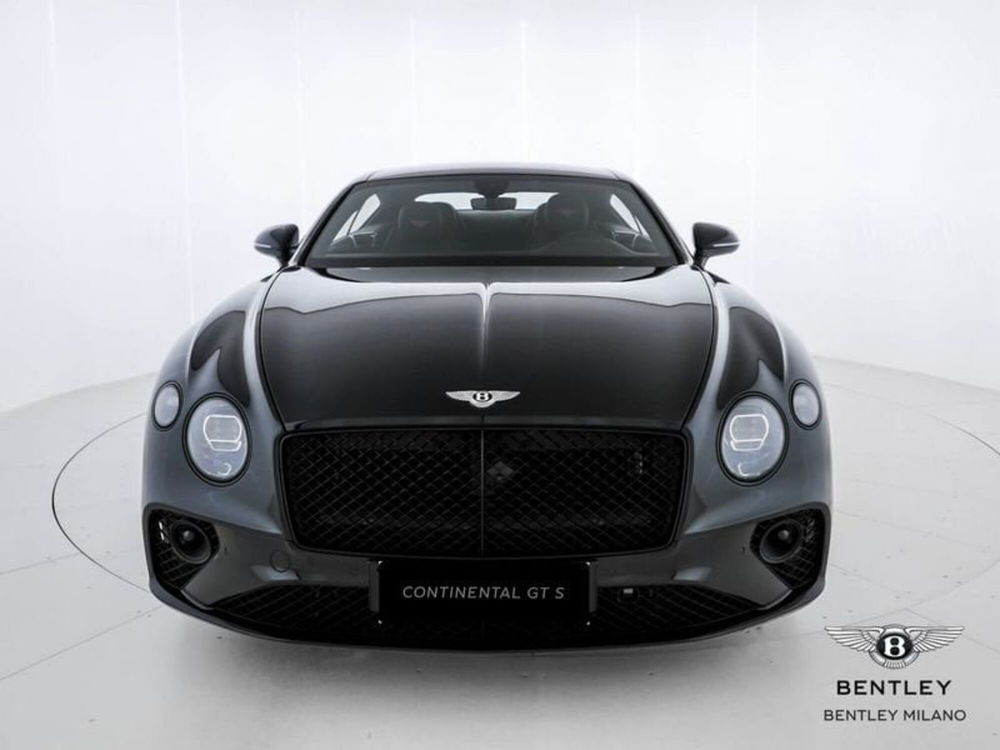 Bentley Continental GT nuova a Milano (2)