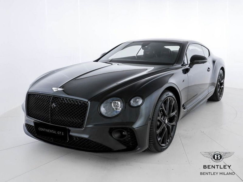 Bentley Continental GT nuova a Milano (3)