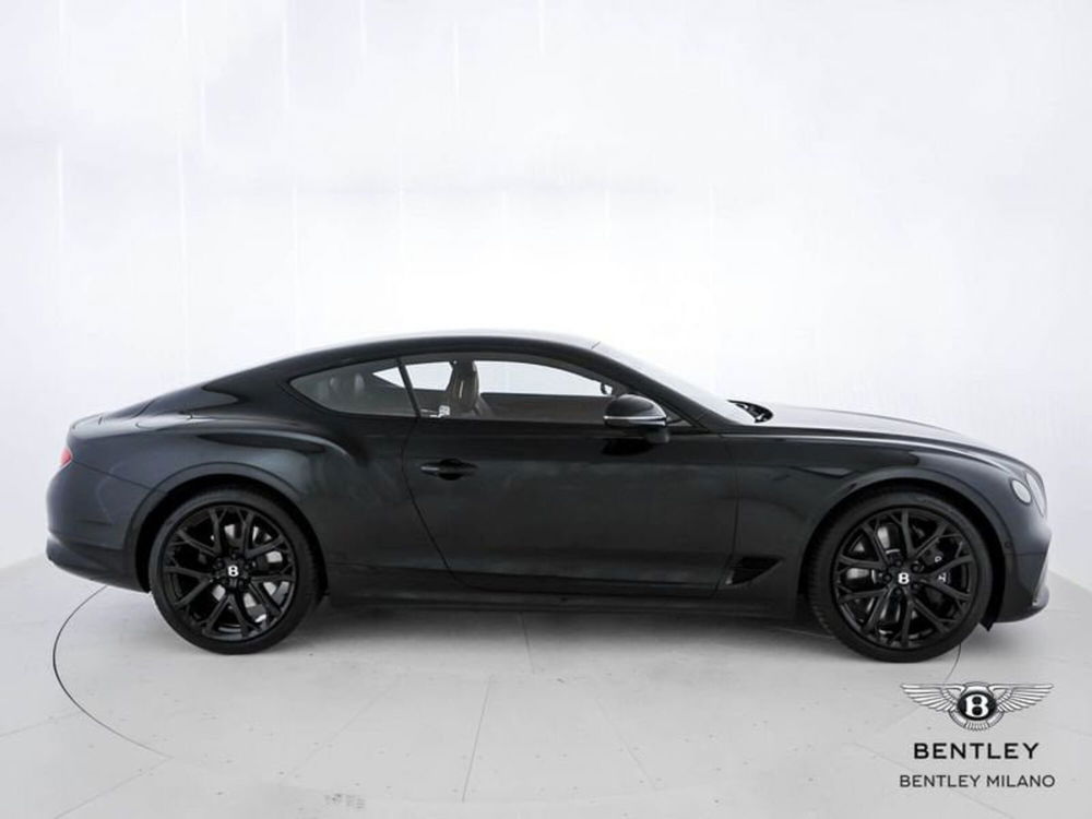 Bentley Continental GT nuova a Milano (5)