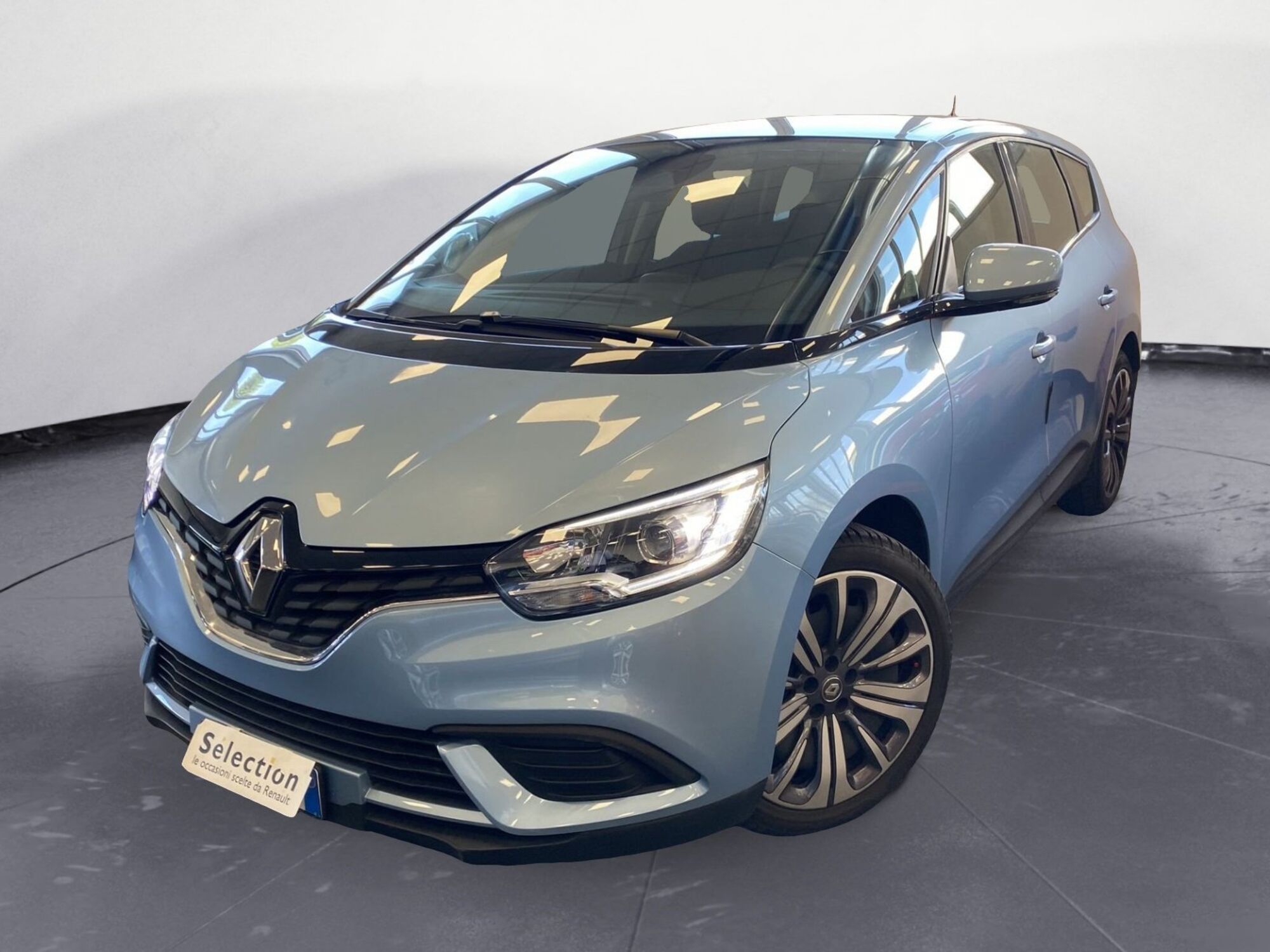 Renault Grand Sc&eacute;nic 1.3 tce Sport Edition 115cv fap my19 del 2019 usata a Meda