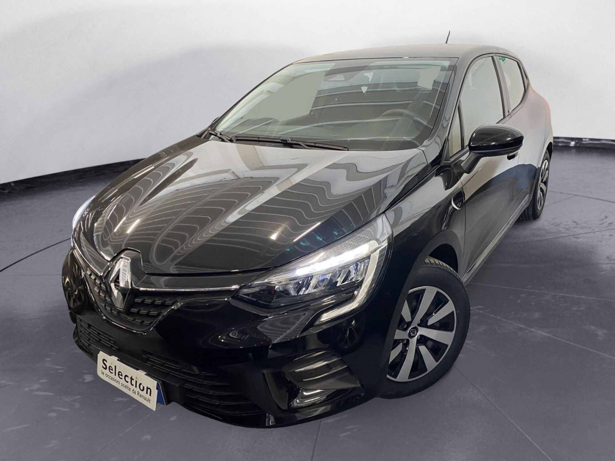 Renault Clio Full Hybrid E-Tech 140 CV 5 porte Zen  del 2021 usata a Meda