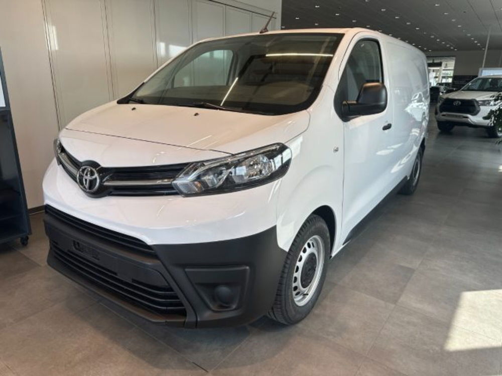 Toyota Proace nuova a Cuneo