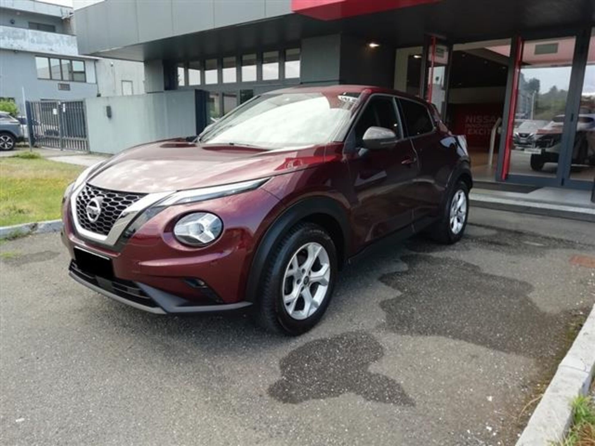 Nissan Juke 1.0 dig-t Acenta 114cv del 2021 usata a Asti