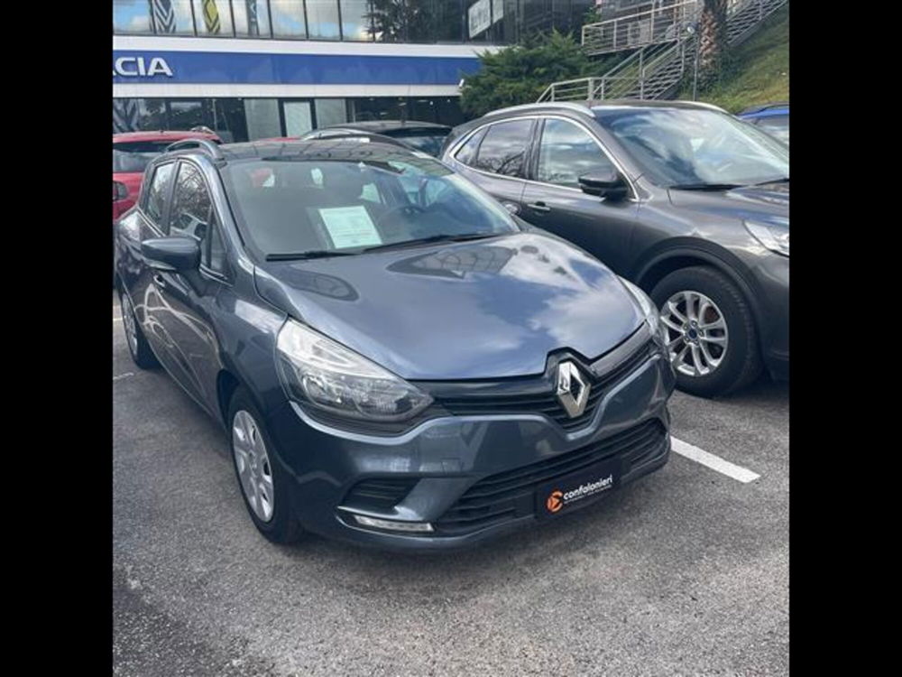 Renault Clio Sporter nuova a Sassari