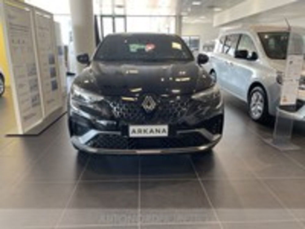 Renault Arkana nuova a Pordenone (2)