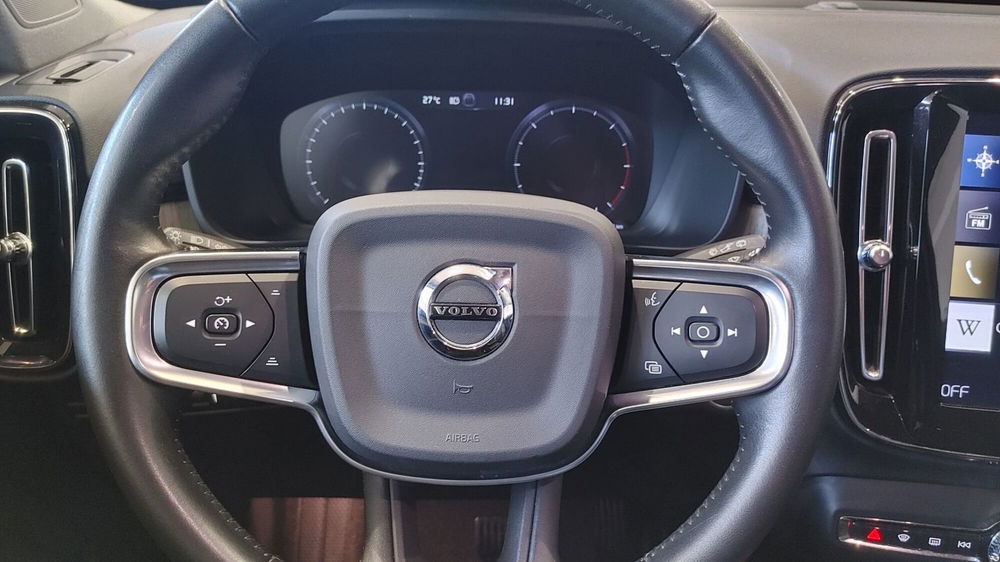 Volvo XC40 usata a Vercelli (10)