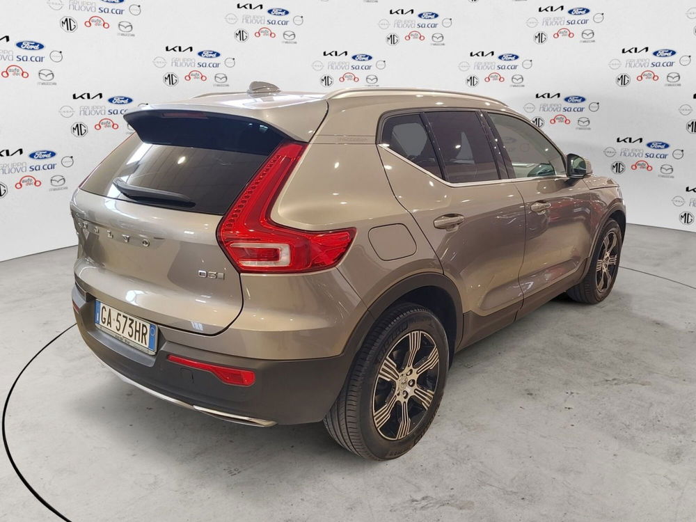 Volvo XC40 usata a Vercelli (2)