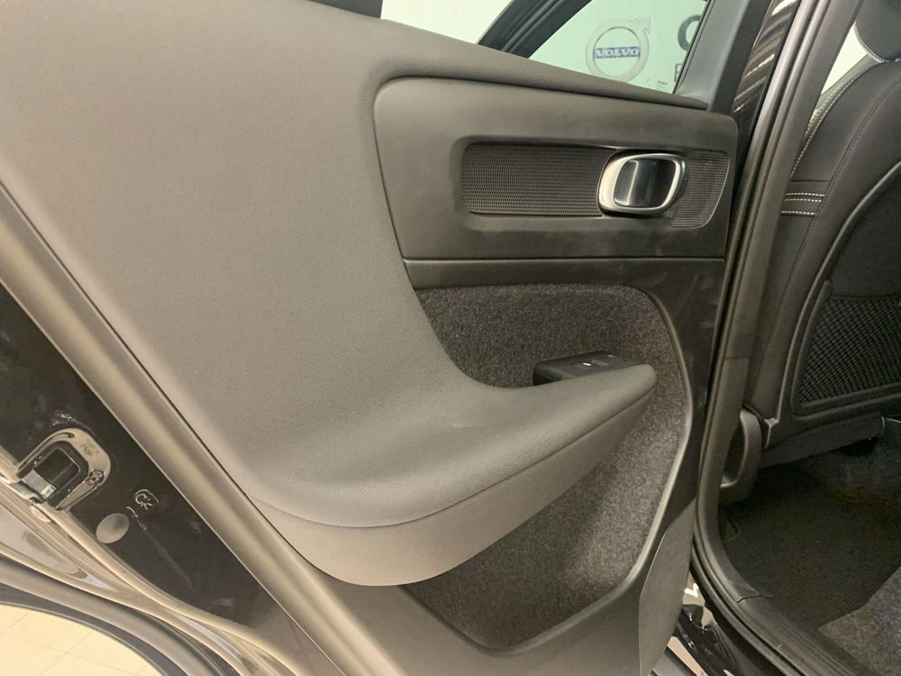 Volvo XC40 nuova a Ferrara (19)