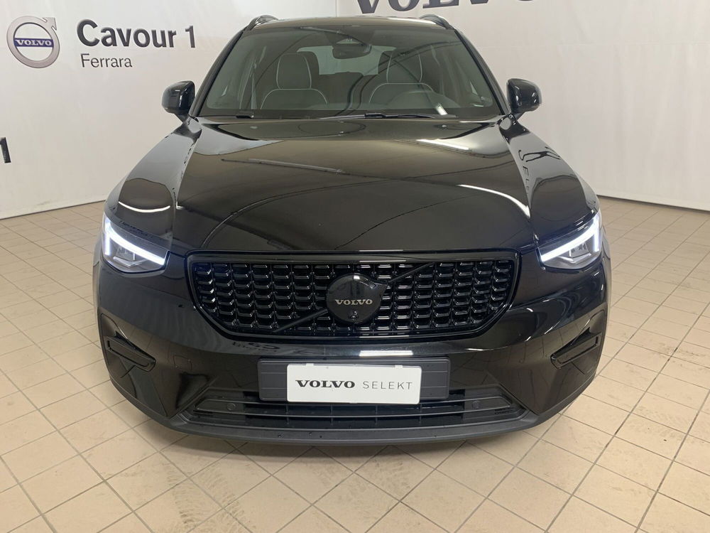 Volvo XC40 nuova a Ferrara (5)