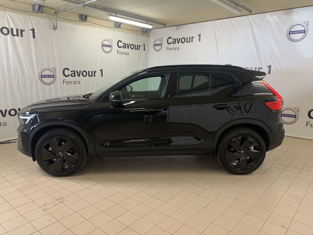 Volvo XC40 nuova a Ferrara (6)