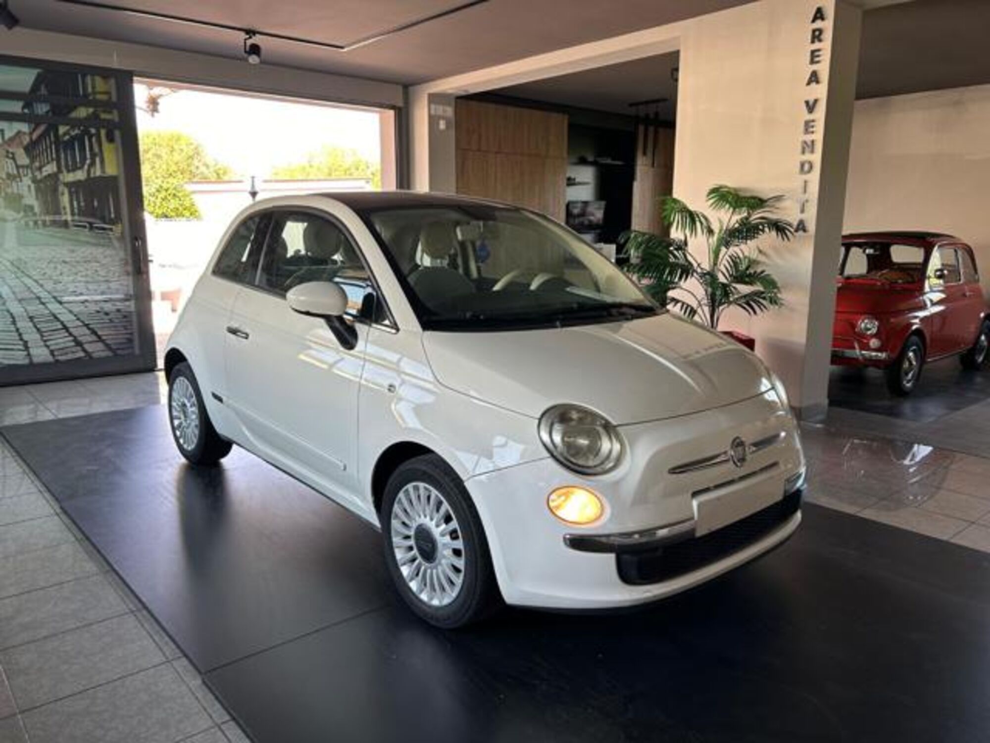 Fiat 500 1.2 Lounge  del 2008 usata a Marigliano