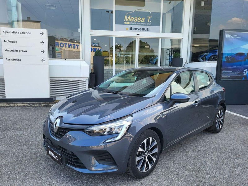 Renault Clio TCe 100 CV GPL 5 porte Zen  del 2021 usata a Monza