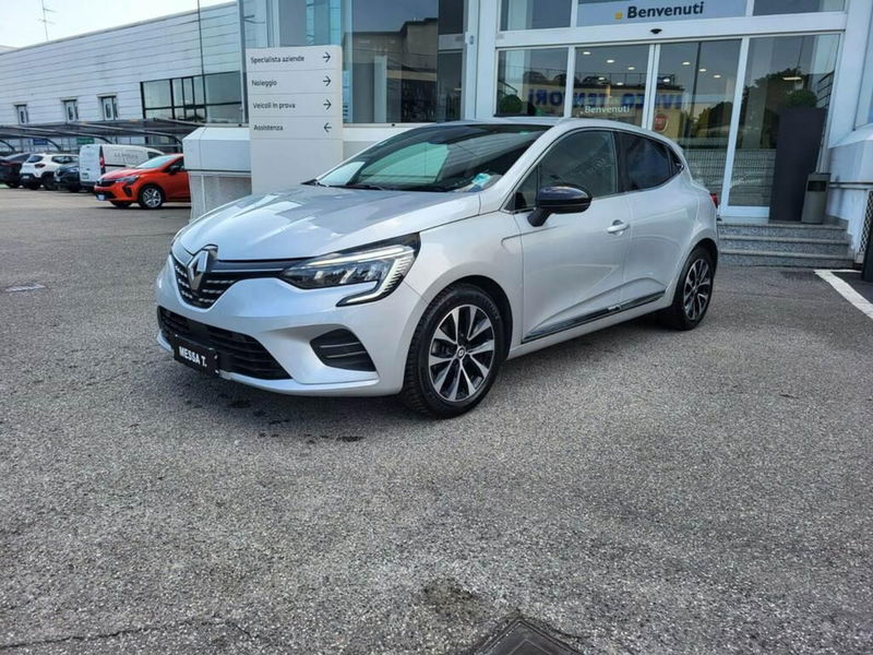 Renault Clio TCe 90 CV 5 porte Techno  del 2023 usata a Monza