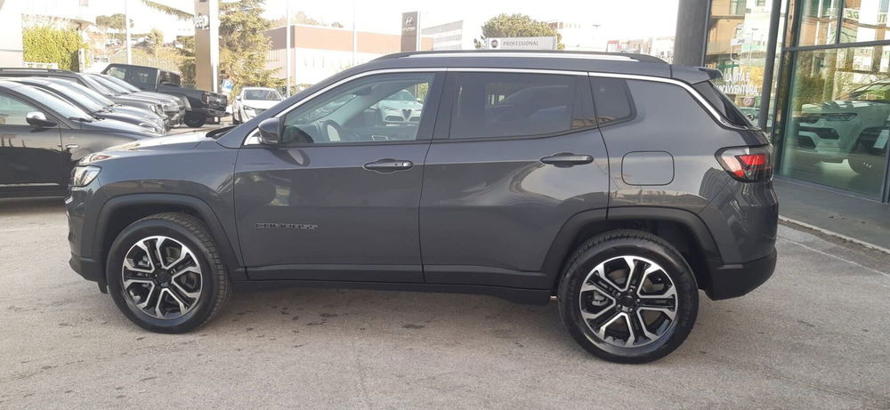 Jeep Compass nuova a Ascoli Piceno (3)