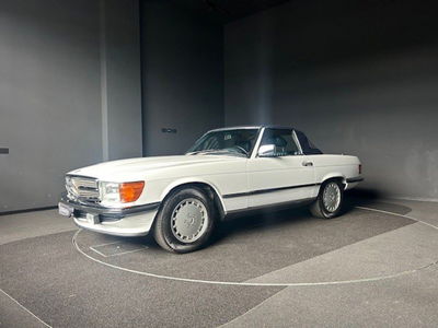 Mercedes-Benz 500 Cabrio 500 SL Roadster  del 1984 usata a Bergamo