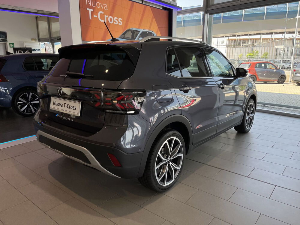 Volkswagen T-Cross nuova a Padova (4)