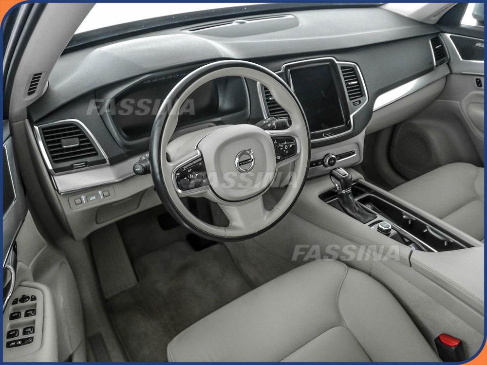 Volvo XC90 usata a Milano (9)