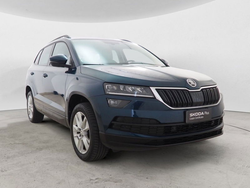 Skoda Karoq 1.0 TSI 110 CV Executive  del 2022 usata a Torino