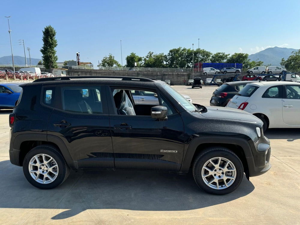 Jeep Renegade nuova a Salerno (11)