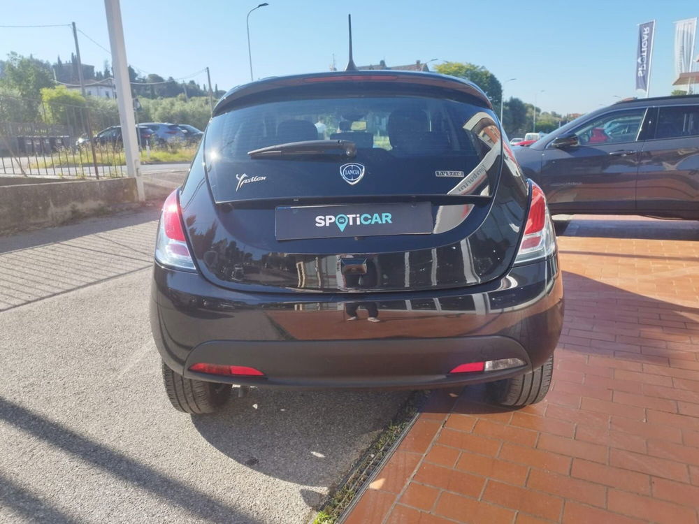 Lancia Ypsilon usata a Arezzo (6)