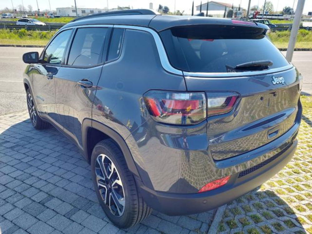 Jeep Compass nuova a Padova (4)