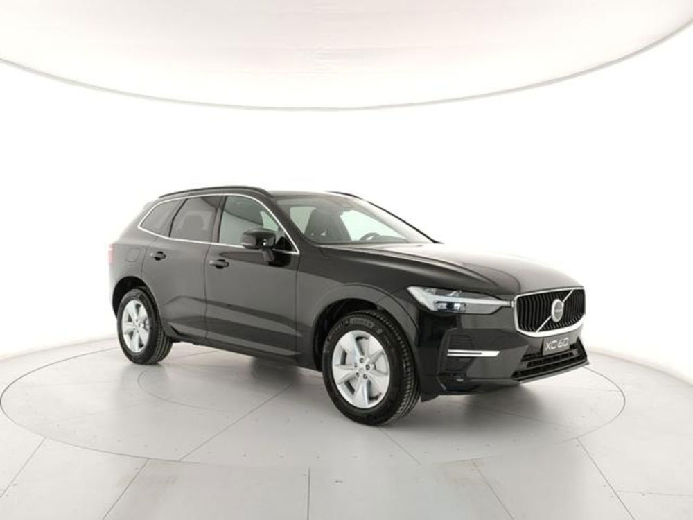 Volvo XC60 nuova a Modena (6)