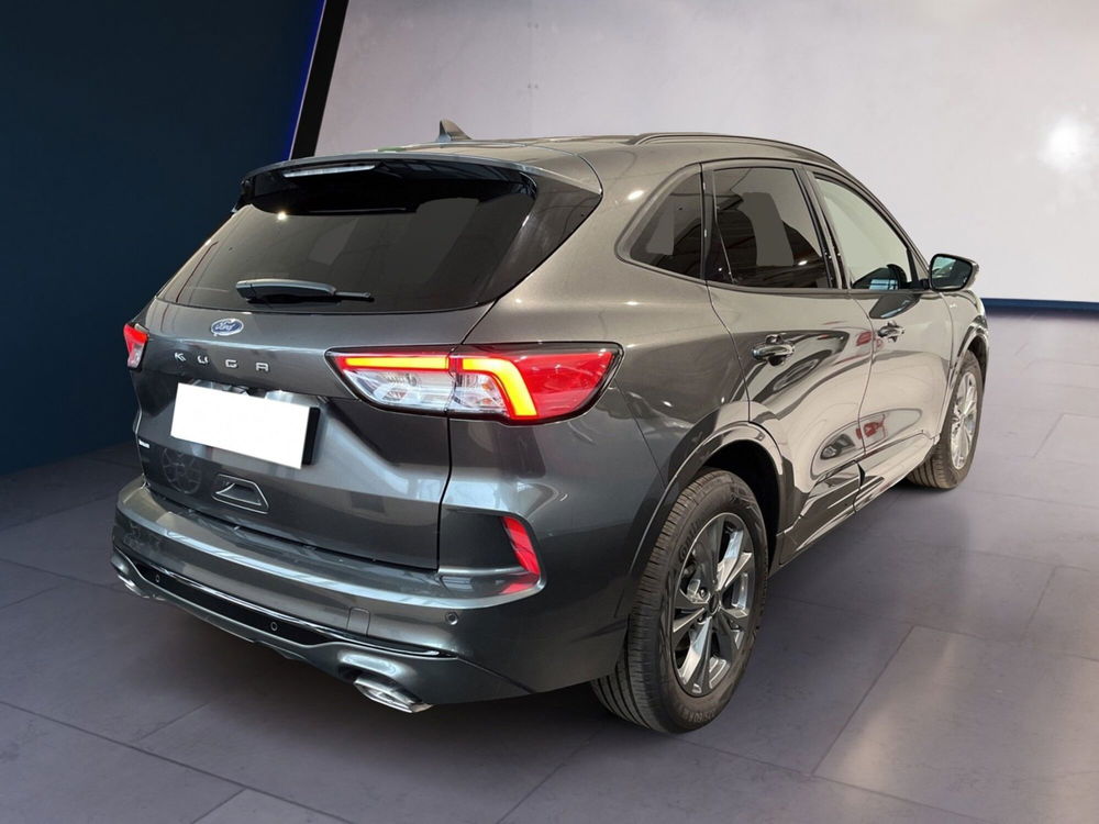 Ford Kuga nuova a Torino (6)