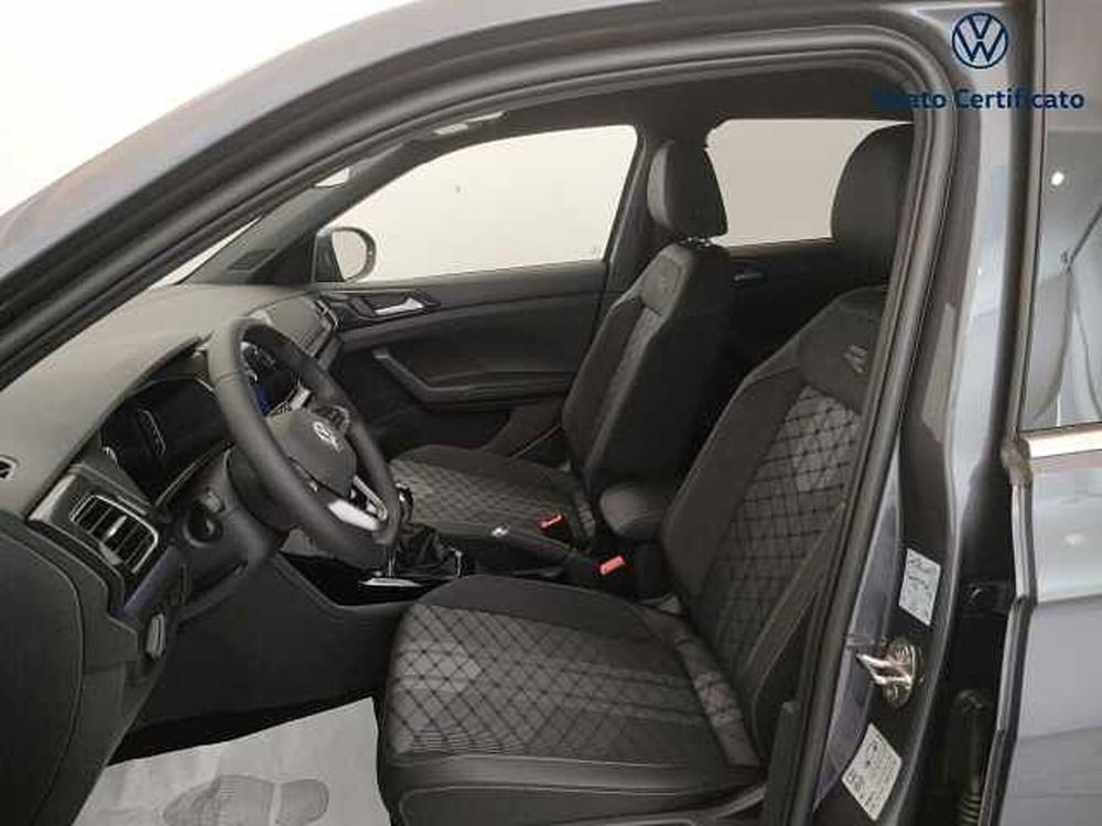 Volkswagen T-Cross nuova a Varese (10)