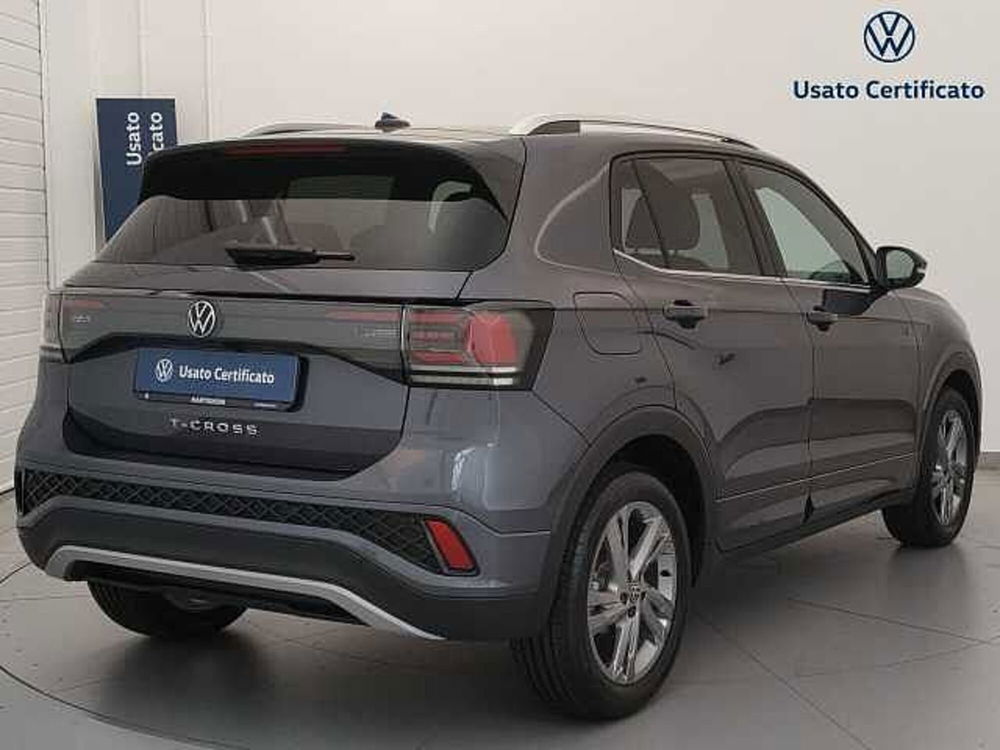 Volkswagen T-Cross nuova a Varese (5)