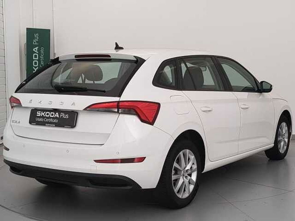 Skoda Scala usata a Varese (5)