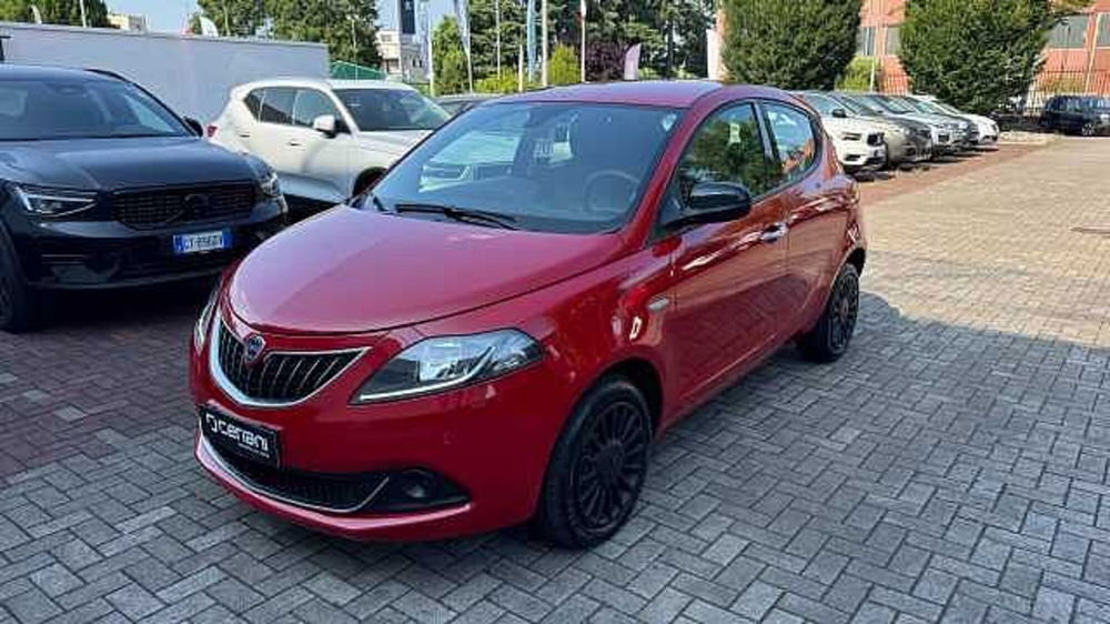 Lancia Ypsilon usata a Milano