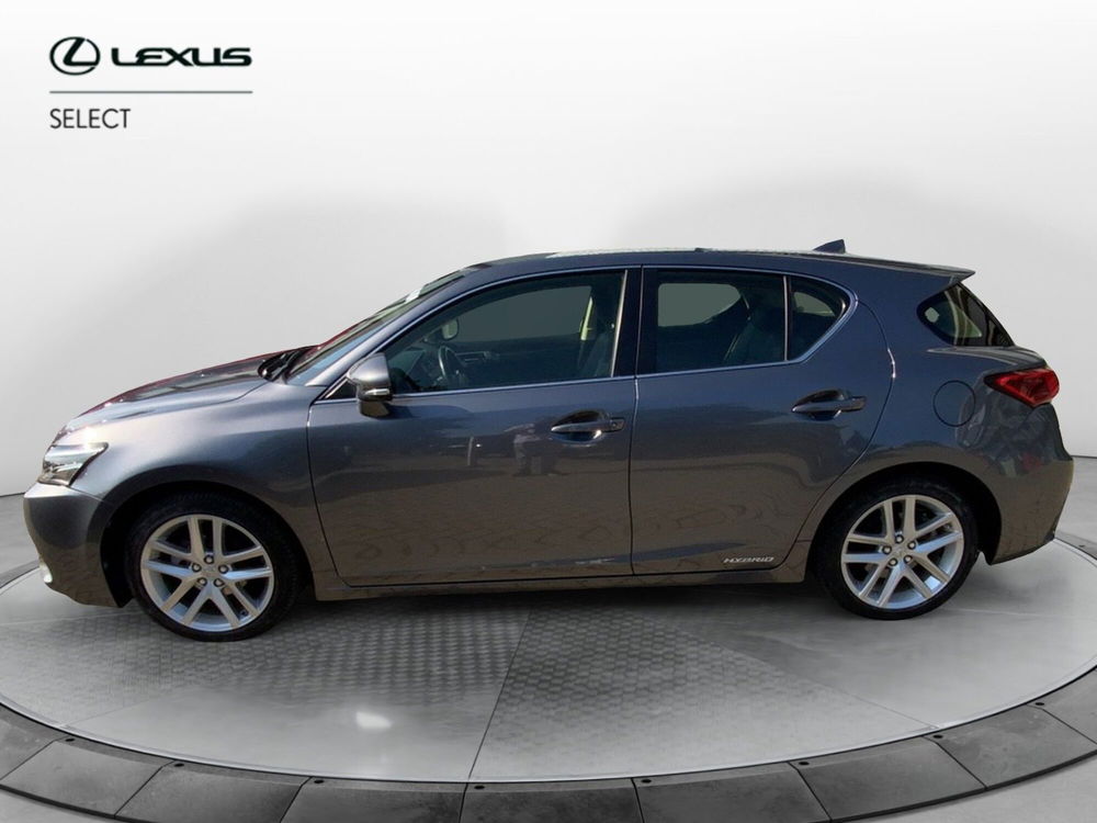 Lexus CT usata a Perugia (4)