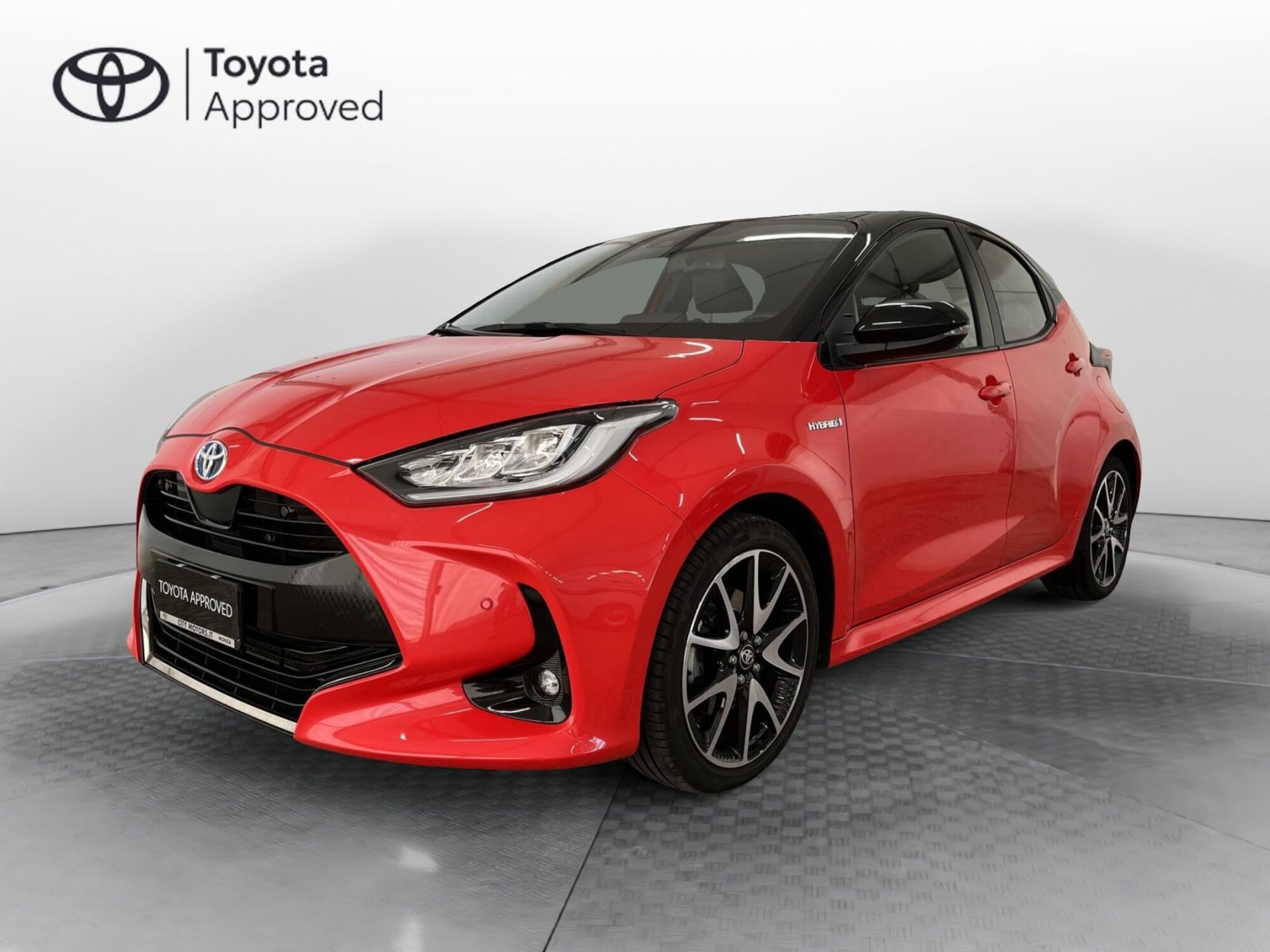 Toyota Yaris 1.5 Hybrid 5 porte Premiere del 2020 usata a Monza