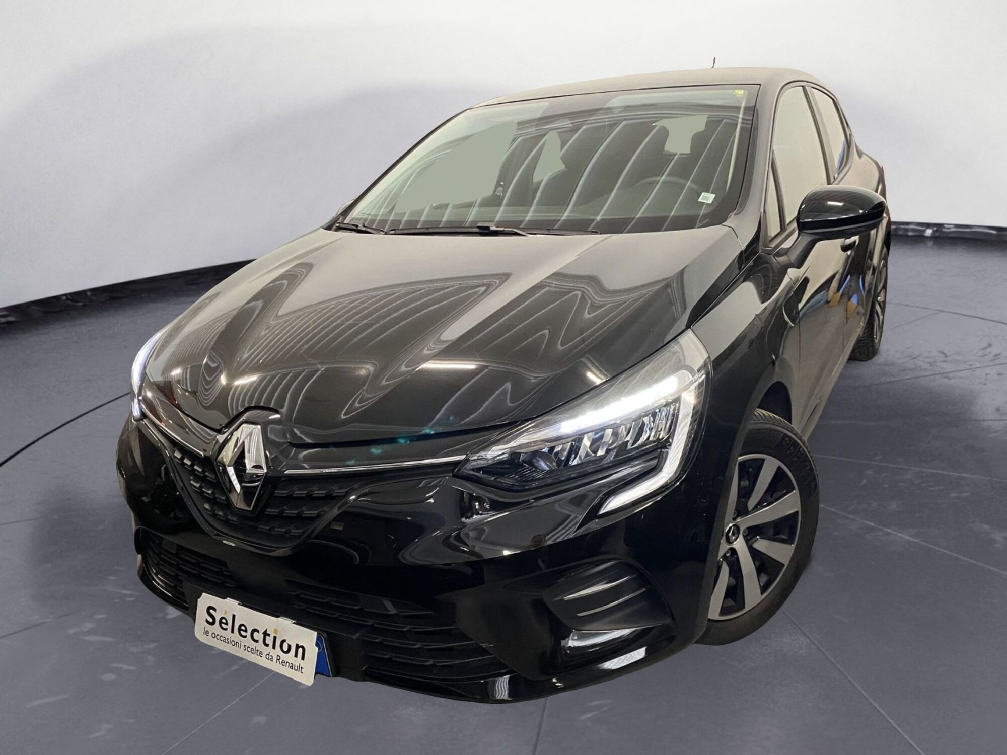 Renault Clio Full Hybrid E-Tech 140 CV 5 porte Zen  del 2021 usata a Meda