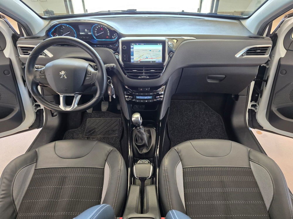 Peugeot 2008 usata a Rimini (8)