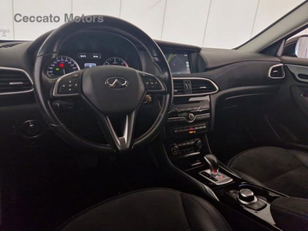 Infiniti Q30 usata a Padova (6)