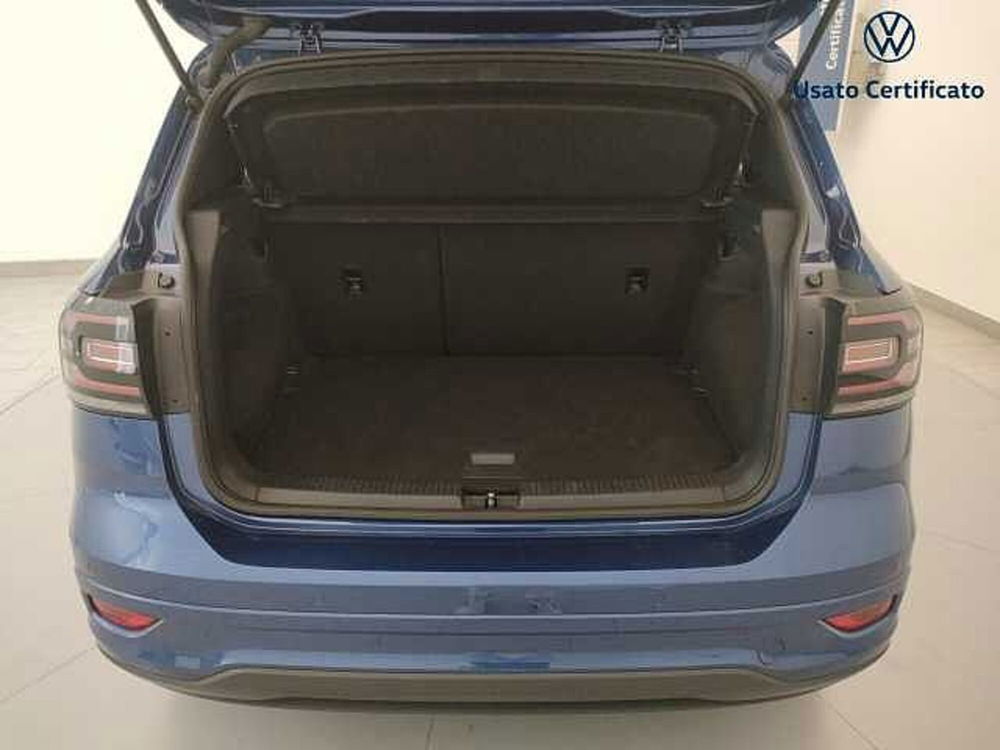 Volkswagen T-Cross usata a Varese (9)