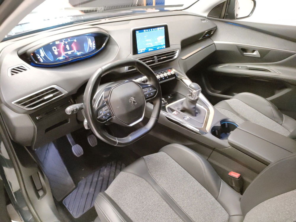 Peugeot 3008 usata a Teramo (11)