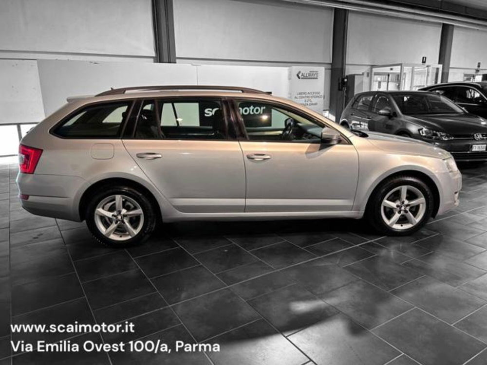 Skoda Octavia Station Wagon usata a Parma (8)