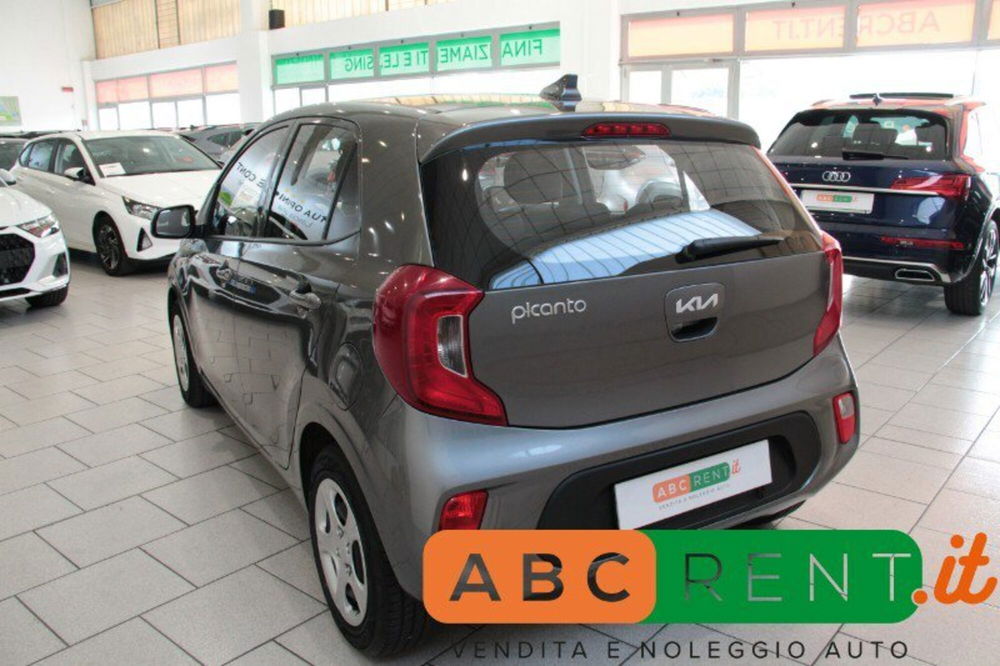 Kia Picanto usata a Milano (4)