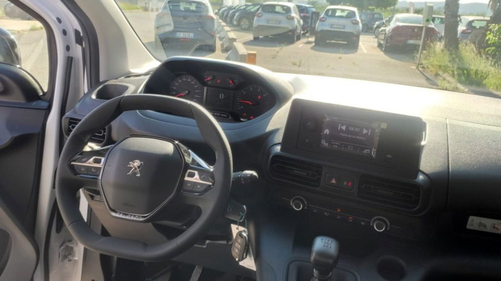 Peugeot Partner Furgone nuova a Foggia (14)