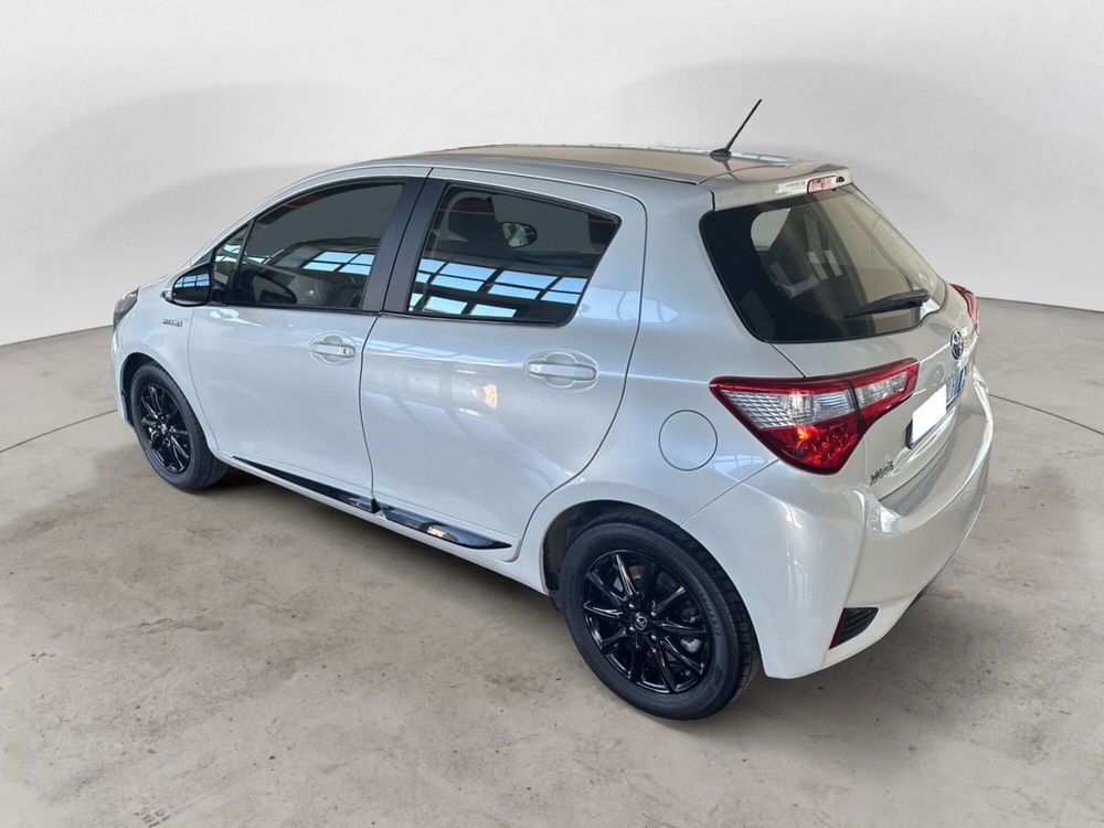 Toyota Yaris usata a Napoli (3)