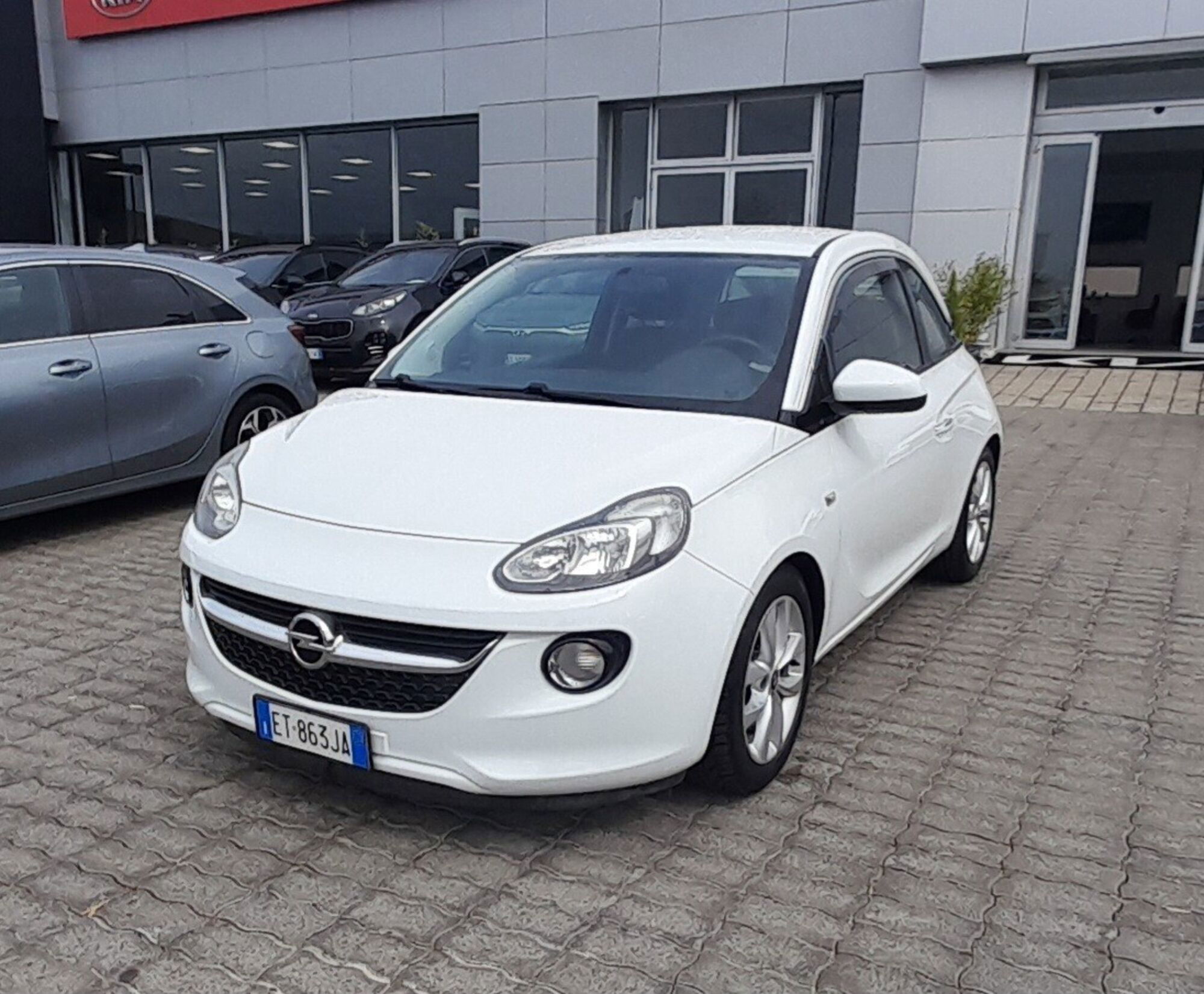 Opel Adam 1.2 70 CV Glam  del 2013 usata a Rende