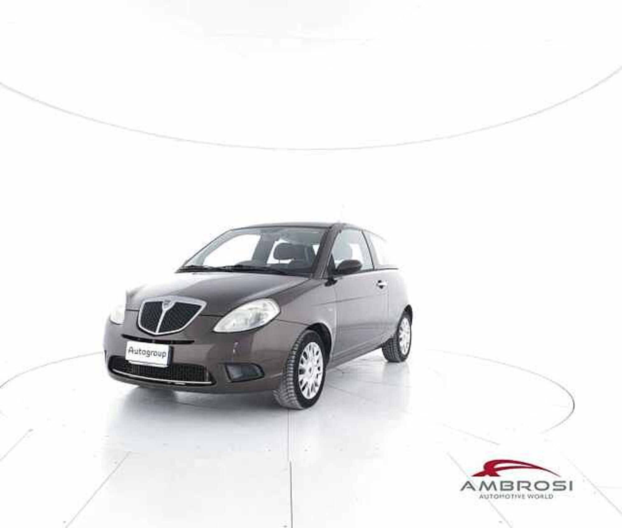 Lancia Ypsilon 1.4 Oro Ecochic GPL del 2009 usata a Viterbo